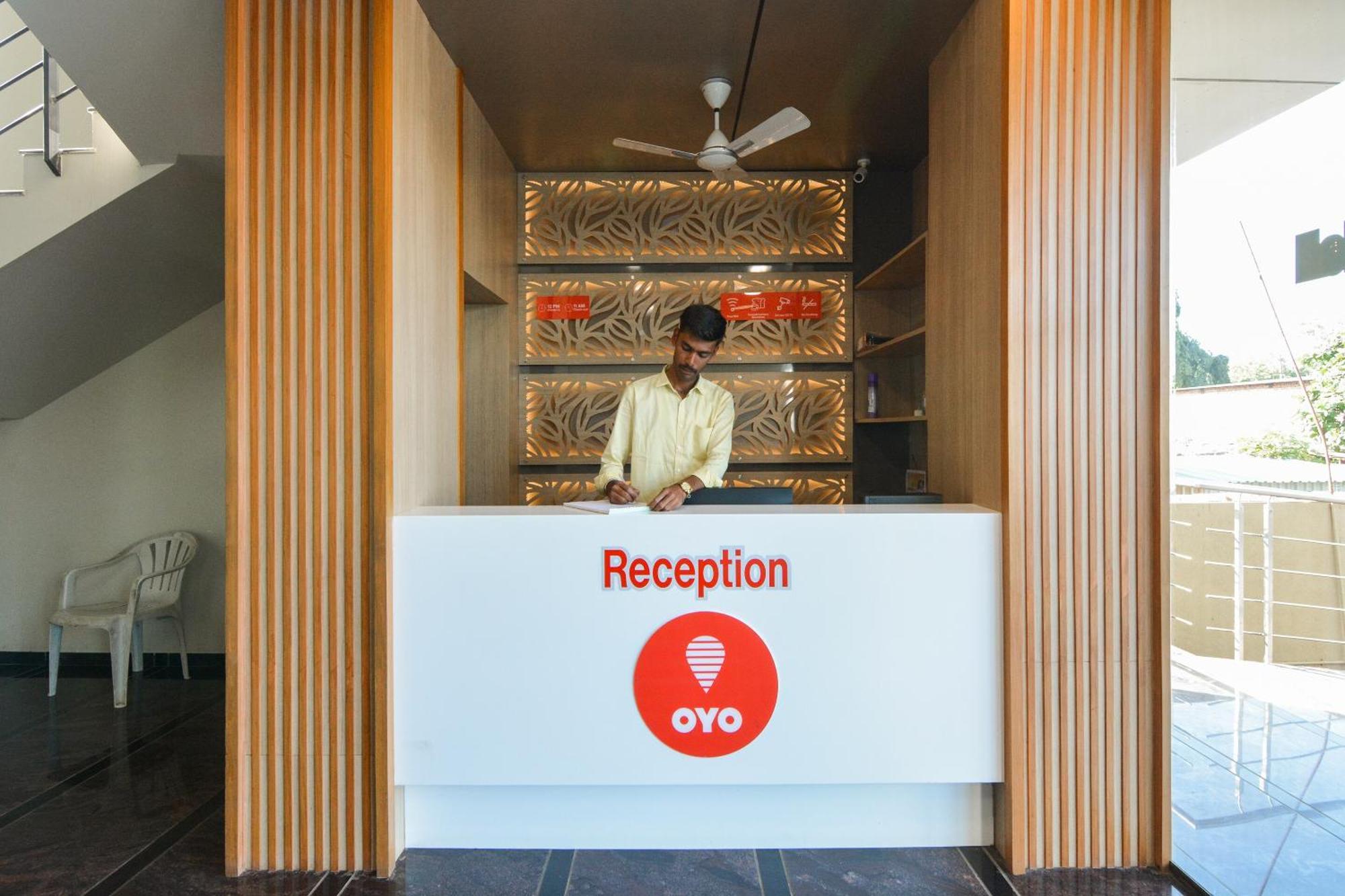 Hotel O Season Choice Ширди Экстерьер фото